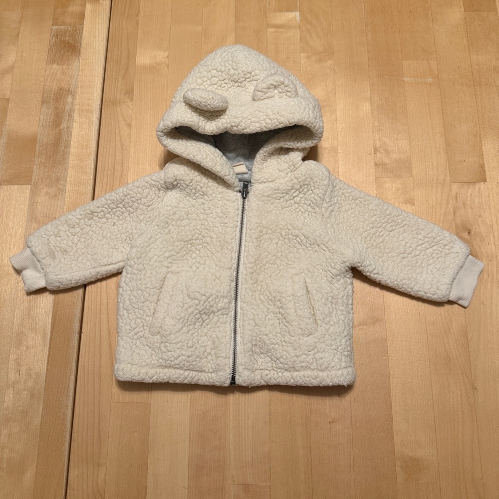 Cozy White Hooded Jacket
